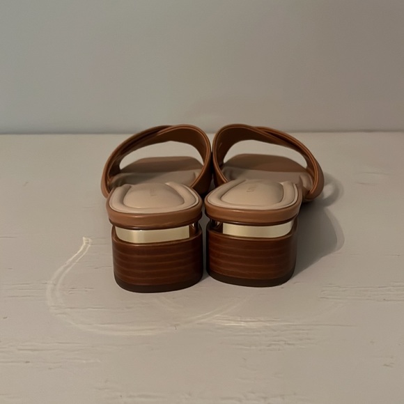 Vince Camuto Sandals - Picture 6 of 8